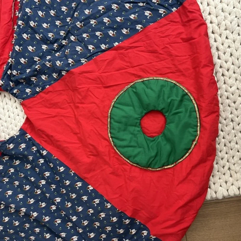 VTG Handmade Quilted Christmas Tree Skirt Patchwork REVERSIBLE‎